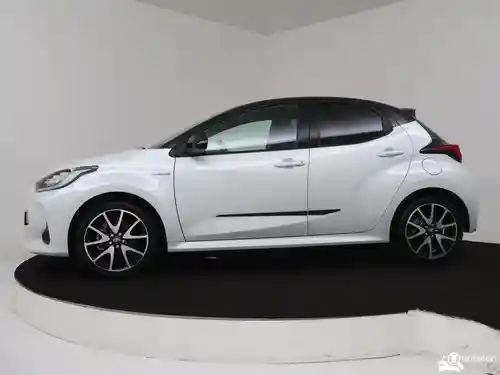 Toyota Yaris 1.5 Hybrid 116 2021