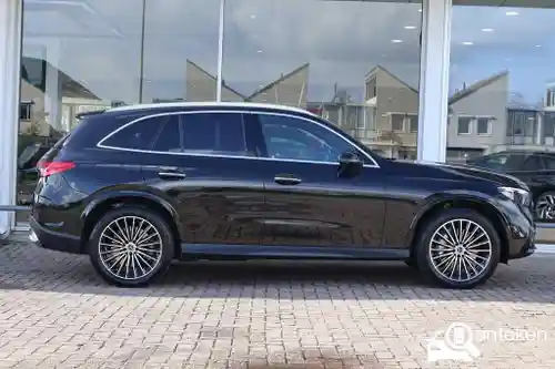 Mercedes-Benz GLC Coupé 300 e 2025