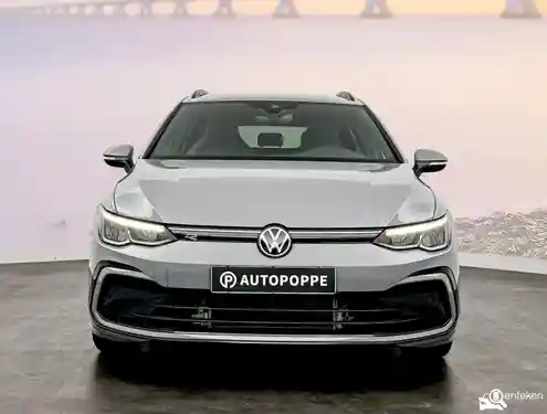 VW Golf Variant 1.5 eTSI 2025