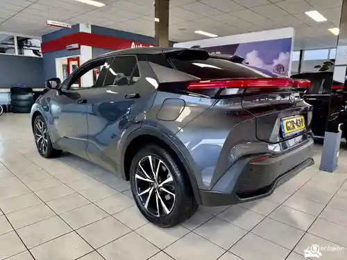Toyota C-HR 1.8 Hybrid 2024