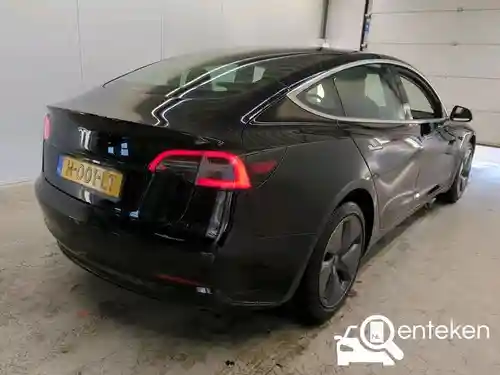 Tesla Model 3 Standard Range Plus 2020