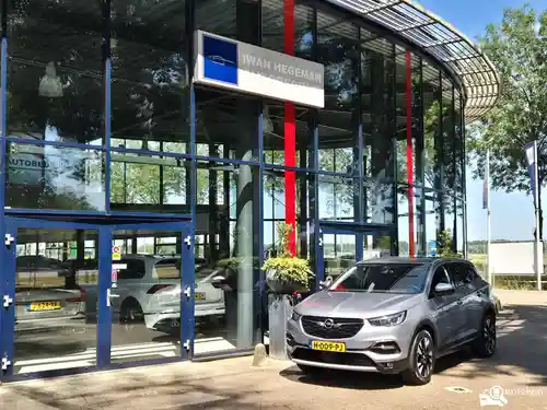 Opel Grandland X 1.2 DI Turbo 2020