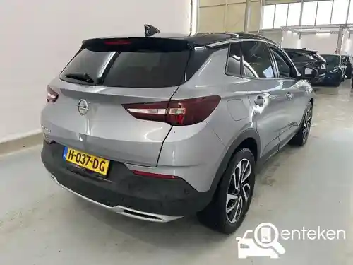 Opel Grandland X 1.2 DI Turbo 2020