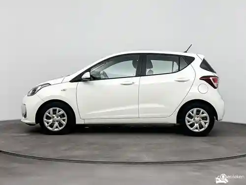 Hyundai i10 1.0 blue 2019