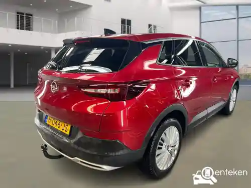 Opel Grandland X 1.2 DI Turbo 2020