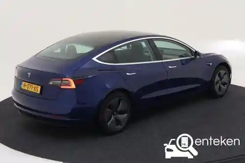 Tesla Model 3 Standard Range Plus 2020