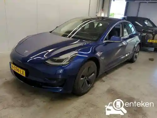 Tesla Model 3 Standard Range Plus 2020