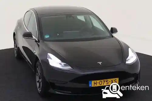 Tesla Model 3 Standard Range Plus 2020
