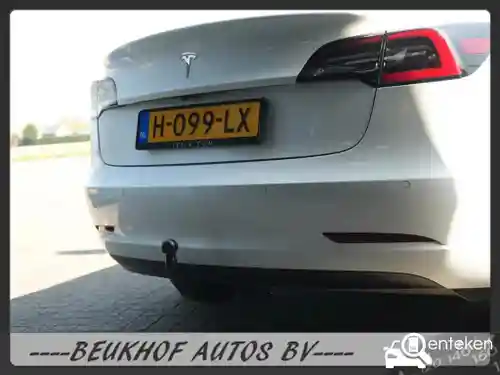 Tesla Model 3 Standard Range Plus 2020