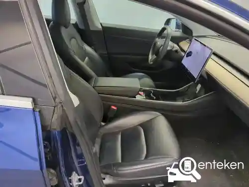 Tesla Model 3 Standard Range Plus 2020