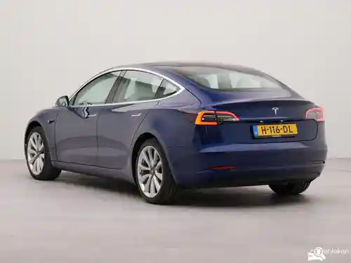 Tesla Model 3 Standard Range Plus 2019