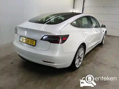 Tesla Model 3 Standard Range Plus 2020