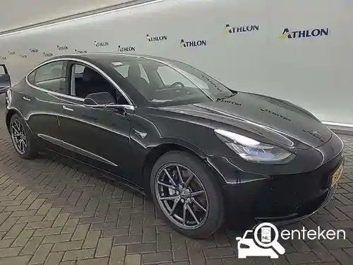 Tesla Model 3 Standard Range Plus 2020