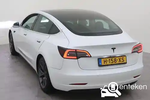 Tesla Model 3 Standard Range Plus 2020