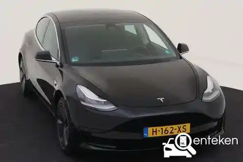 Tesla Model 3 Standard Range Plus 2020
