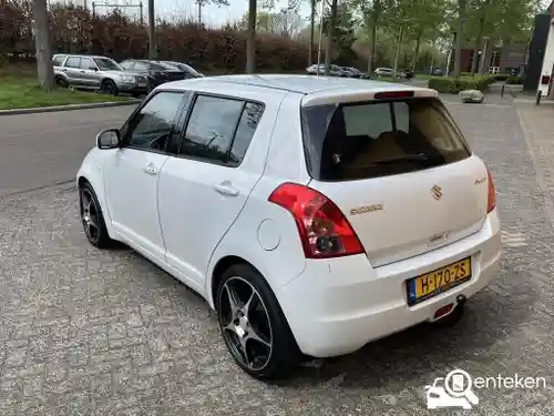 Suzuki Swift 1300 2009