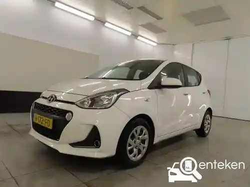Hyundai i10 1.0 blue 2020