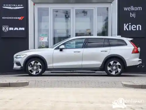 Volvo V60 Cross Country T5 2020
