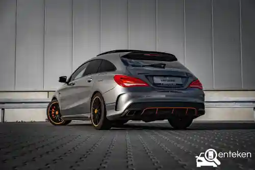 Mercedes-Benz CLA Shooting Brake 45 AMG 2016