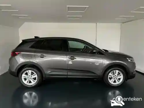 Opel Grandland X 1.2 DI Turbo 2020