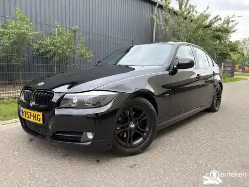BMW 318i 2009