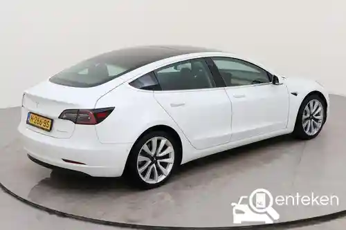 Tesla Model 3 Performance 2019