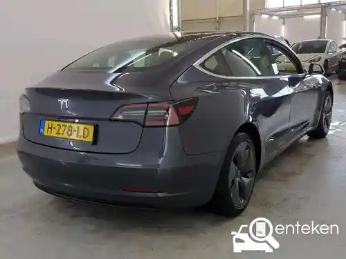 Tesla Model 3 Standard Range Plus 2020