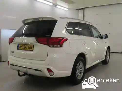 Mitsubishi Outlander 2.4 Plug-In Hybrid 2020