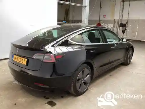 Tesla Model 3 Standard Range Plus 2020