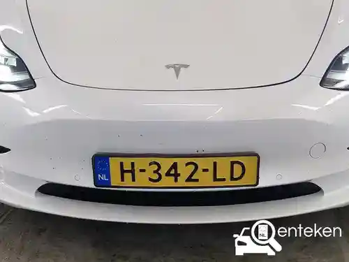 Tesla Model 3 Standard Range Plus 2020