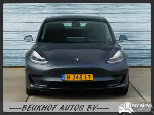 Tesla Model 3 Standard Range Plus 2020