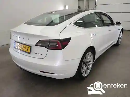 Tesla Model 3 Standard Range Plus 2020