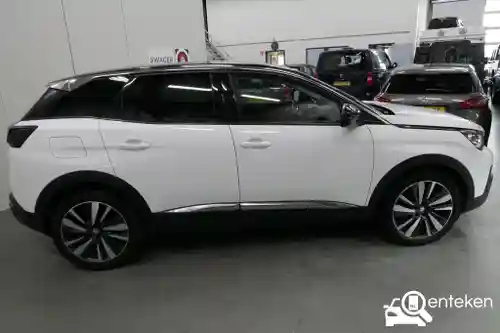 Peugeot 3008 1.2 PureTech 130 2020