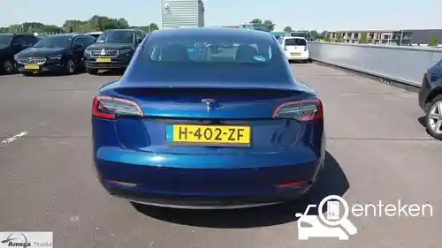 Tesla Model 3 Standard Range Plus 2020