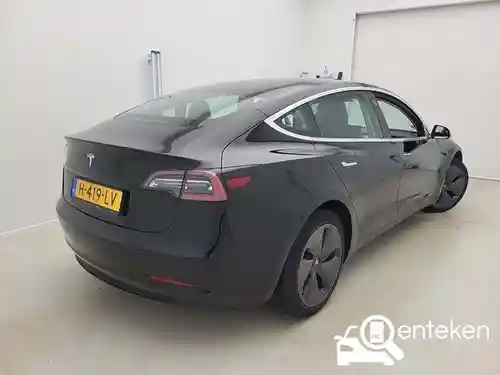 Tesla Model 3 Standard Range Plus 2020
