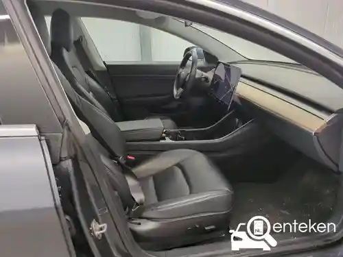 Tesla Model 3 Performance 2020