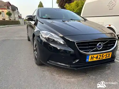 Volvo V40 T2 2015