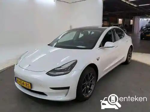 Tesla Model 3 Standard Range Plus 2020