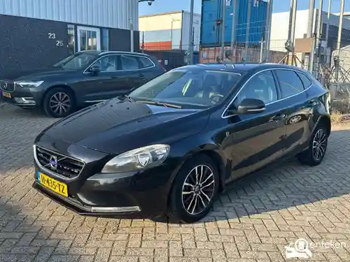 Volvo V40 D2 2016