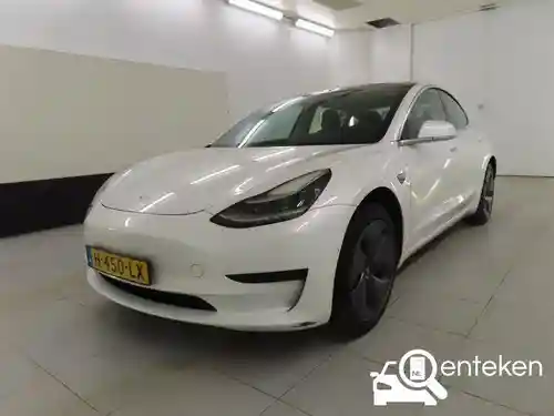 Tesla Model 3 Standard Range Plus 2020