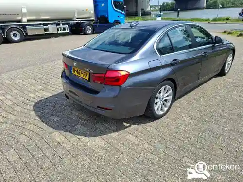 BMW 330e iPerformance 2016