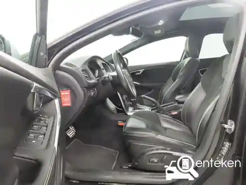 Volvo V40 T3 2020