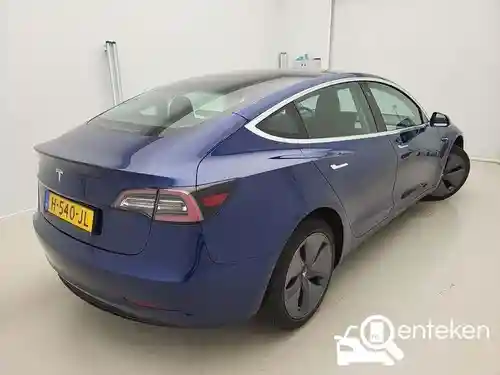 Tesla Model 3 Standard Range Plus 2020