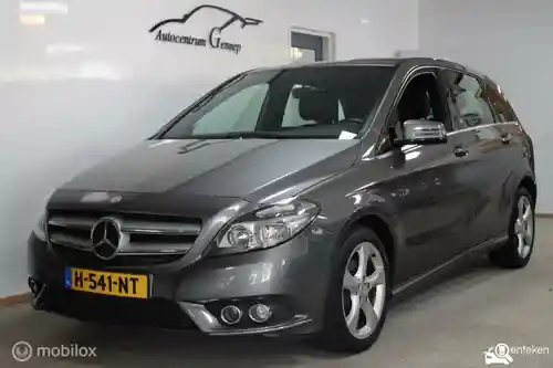 Mercedes-Benz B 180 2012