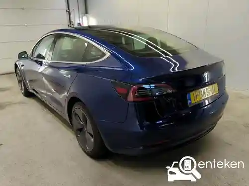 Tesla Model 3 Standard Range Plus 2020
