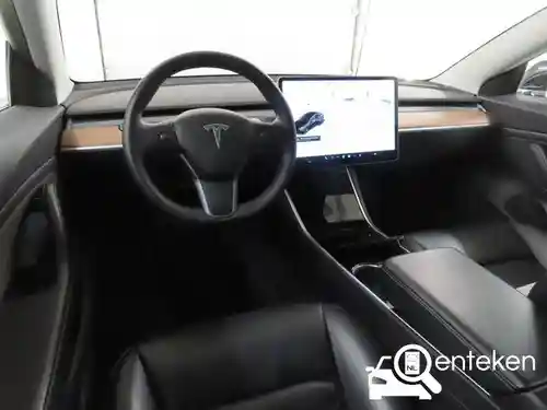Tesla Model 3 Performance 2020