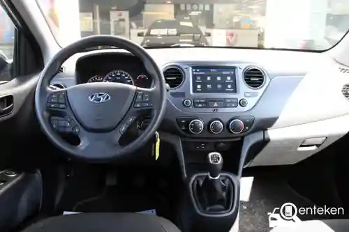 Hyundai i10 1.0 blue 2018