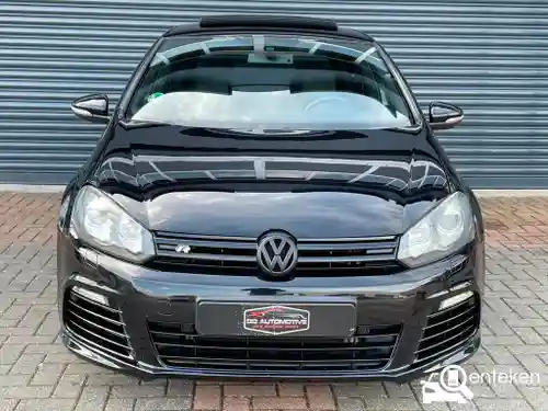 VW Golf R 2010