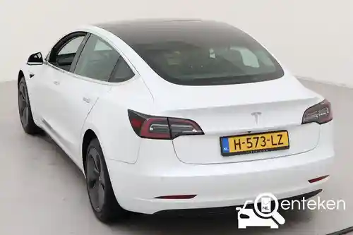 Tesla Model 3 Standard Range Plus 2020