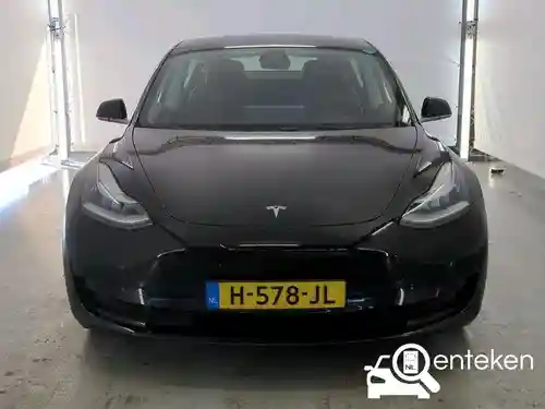 Tesla Model 3 Standard Range Plus 2020